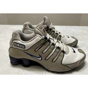 Nike Shox Women’s Size 6.5 NZ Metallic Silver Black White Rare Vintage 2009